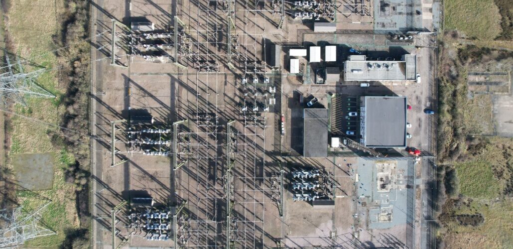UKPN installs smart substation UKPN installs smart substation