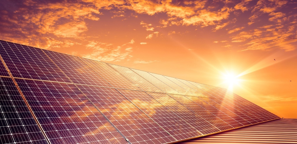 Schneider Electric unveils advanced MCCB for renewables solar panels