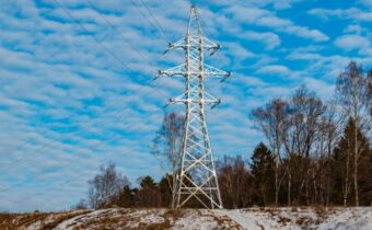 transmission line_Shutterstock_2594215453 (1)